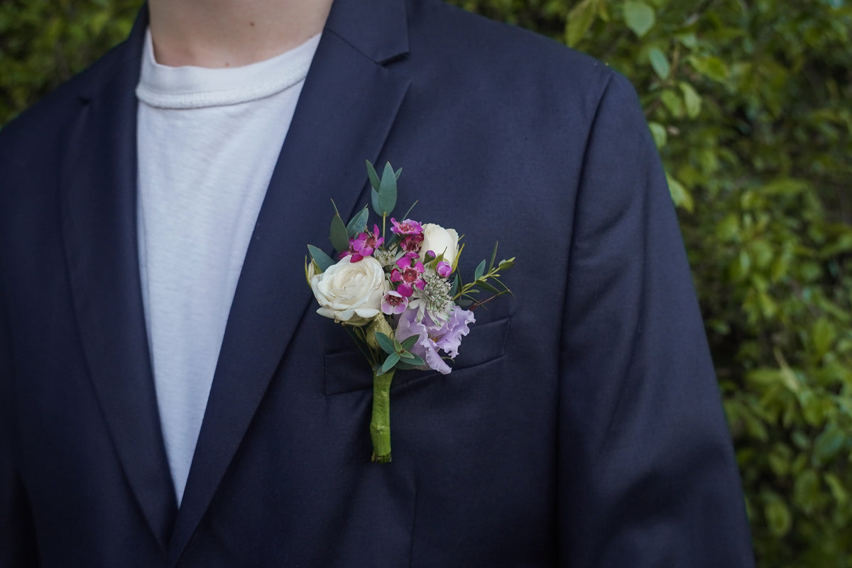 Buttonholes - Large