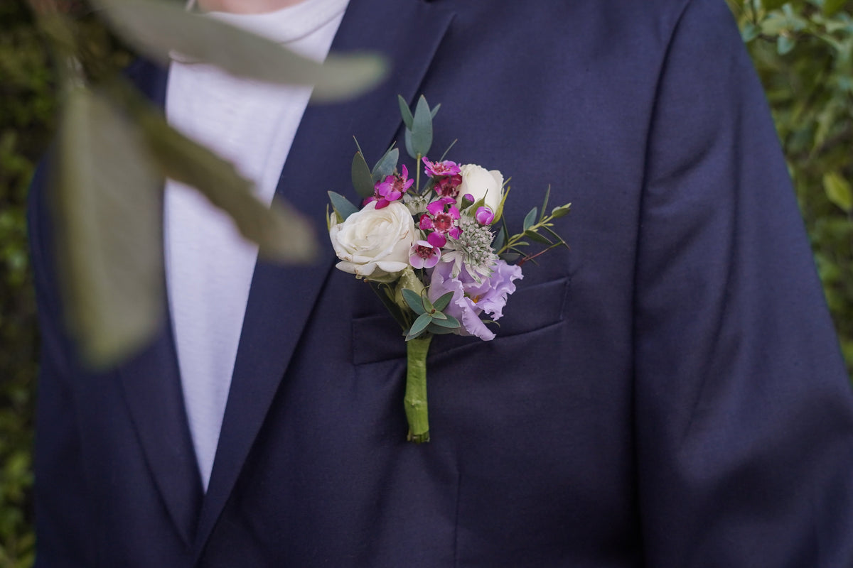 Buttonholes - Large