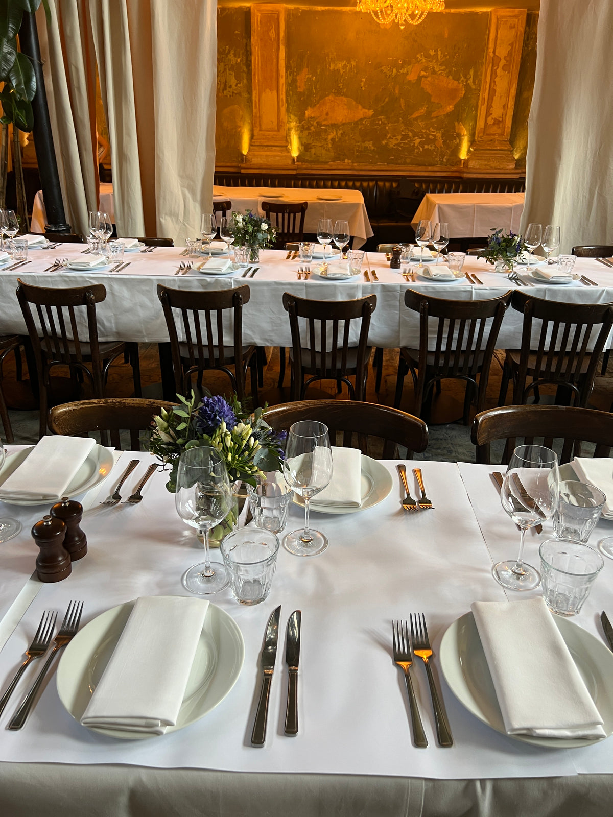 Dinner and Wedding Tables